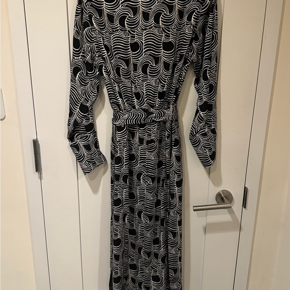NWT REISS GEORGINA SWIRL PRINT MIDI DRESS US 2 / UK 6 - Picture 9 of 11